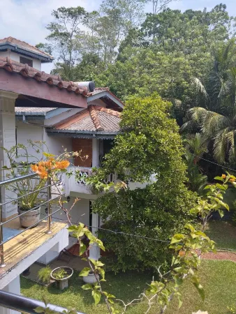 Utopia Villas Отели в г. Хиккадува