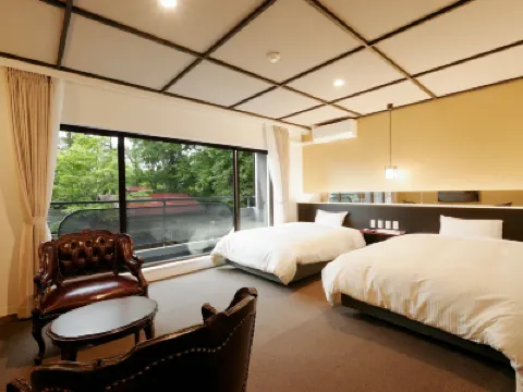 草津温泉 千 湯畑周辺のホテル