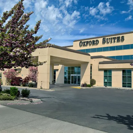 Oxford Suites Yakima
