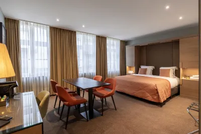 Hotel Aragon Hotels near Boudewijn Theme Park and Dolfinarium