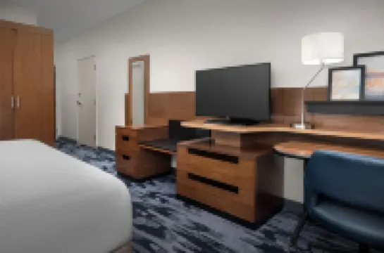 巴拿馬城海灘萬楓飯店及套房