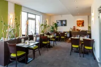 Hotel Und Cafe Paso Hotels in Petershausen