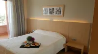 Advise Hotels Reina - Pools