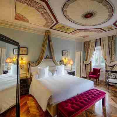 Villa Cora Rooms