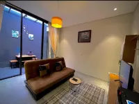 Agin Villa-Penginapan Villa Batu-KP19B