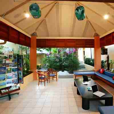 Central Plaza Port Douglas Others