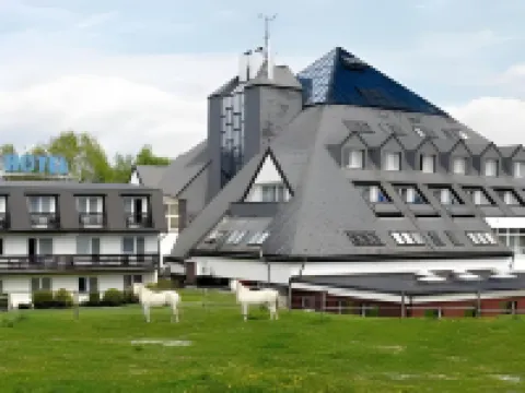 라젠스키 호텔 피라미다 I