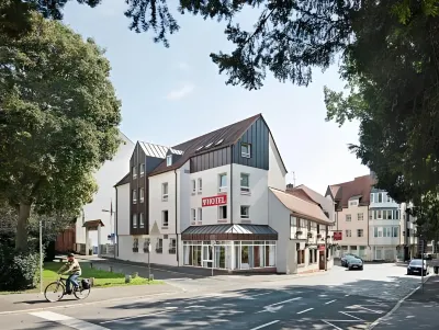 Zum Goldenen Ochsen Hotels in der Nähe von F.a.n. Frankenstolzarena