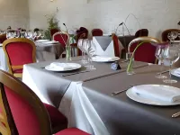 Domaine du Griffier Hotels in Frontenay-Rohan-Rohan
