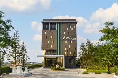 Ysw Hotel Lopburi Hotel dekat Wat Inthra