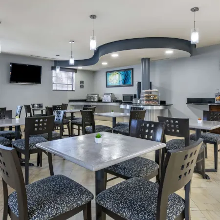 Best Western Plus Bradenton Gateway Hotel