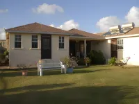 Gemini House Bed & Breakfast Hotels near Best Christmas Front Garden