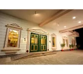 Hotel Sandhuz Residency