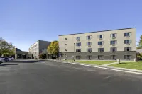 Hells Canyon Grand Hotel, Ascend Hotel Collection Hotels near Lewis-Clark State College Center for Arts & History