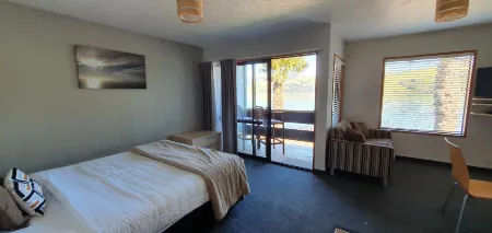 Akaroa Waterfront Motels