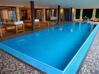 Royal Spa & Hotel Resort - piscina