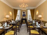 Stauntons on the Green Hotel - Bãi đậu xe