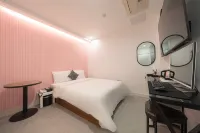 Bundang (Seohyeon) R Отели в г. Соннам