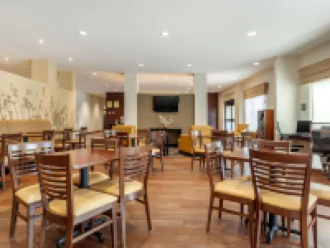 Sleep Inn & Suites Fargo Medical Center Hotels in Cass County