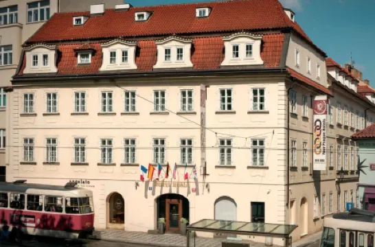 Hotel Roma Prague Отели рядом с достопримечательностью «Пражский Град»