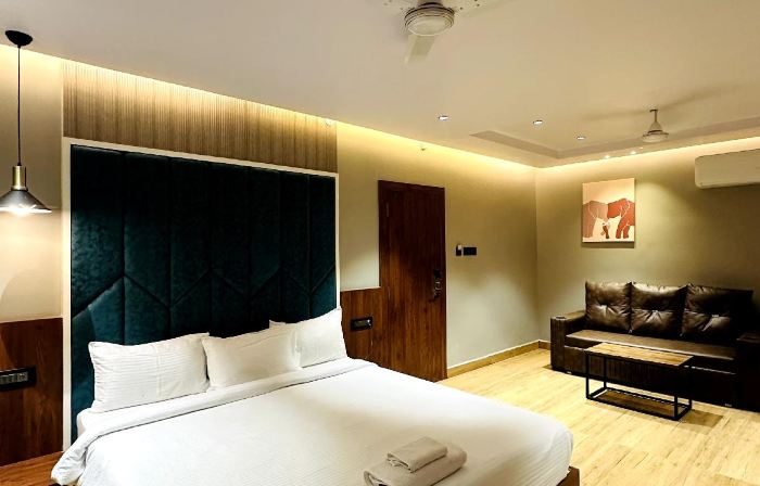 V Hotel