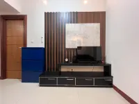 Warm and Cozy 2BR Vida View Makassar Apartment By Travelio