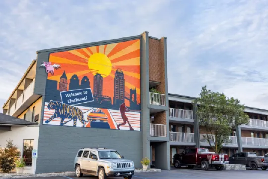 Days Inn by Wyndham Cincinnati East