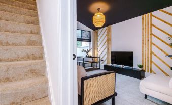 Modern & Chic Four Bedroom Home