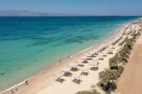 Glaronissi Beach