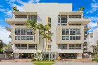 Roami at Sunny Isles Hotels in der Nähe von Aquanox Spa at the Trump International Beach Resort