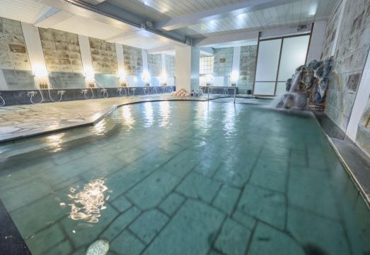 노천 온천 시설