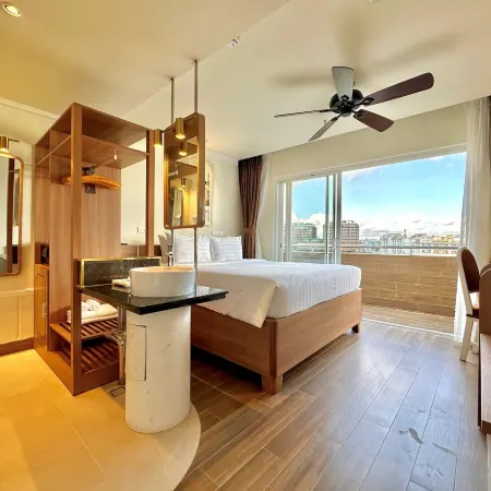 Tulip Hotel 2