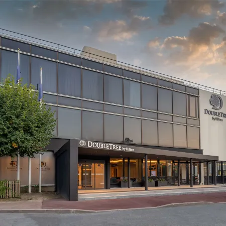 DoubleTree by Hilton Paris Bougival