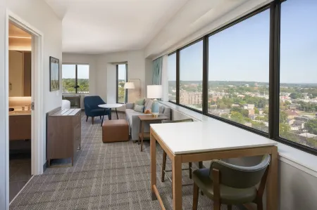 Staybridge Suites Wilmington Downtown