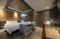 Ilsan Rateuri Hotel di Goyang-si