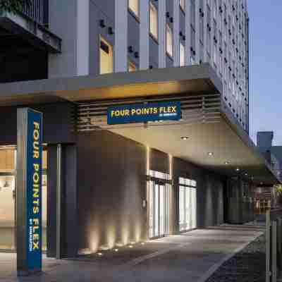 フォーポイント フレックス by シェラトン 宇都宮 Hotel Exterior