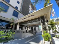 The Grand Puteri Hotel Hotels near Bukit Puteri