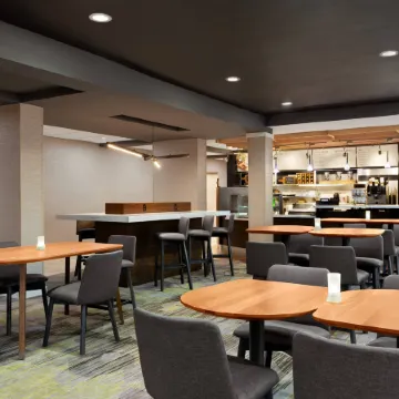 Courtyard Tulsa Central