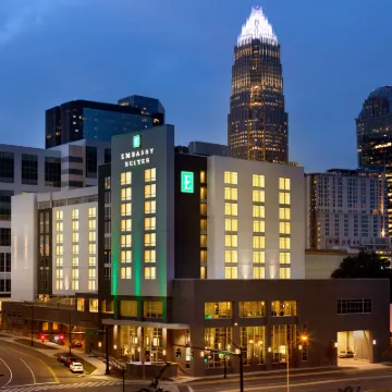 Embassy Suites by Hilton Charlotte Uptown Hotels near Bank of America Stadium