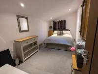 Cozy Cottage Close to Haworth Sleeps 2 with Garden Hotels near Oxenhope Station - Keighley & Worth Valley Railway