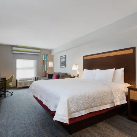 Hampton Inn & Suites Fort Myers Beach/Sanibel Gateway