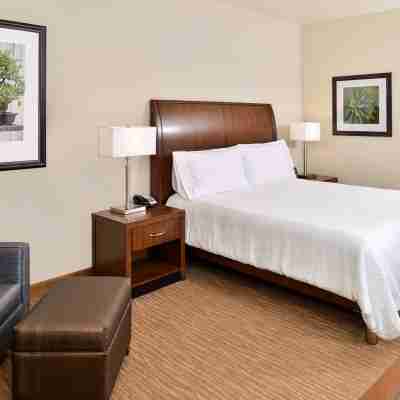 Hilton Garden Inn Dallas/Addison Rooms