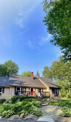 Simply perfect home for Maine adventure; equally close to the harbor & the lake