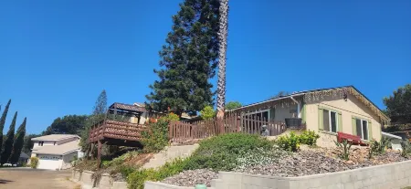 The Vintage Hideway Отели в г. Лемон Гров