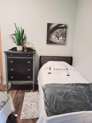 Charming 2 bedroom apartment in the town of Emporium, PA.