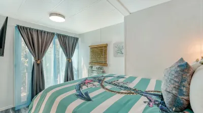 E-Fireplace, Pools, Gym, Pool Tables, Pickleball, Ping Pong, No Cleaning Fee!