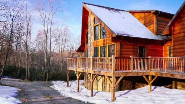 Private Mountain Lodge 5 Masters, Large Cabin Mt. Airy, NC