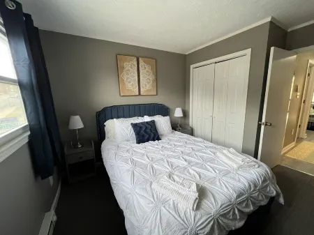 Cozy Court Street Apartment Steps from Everything!