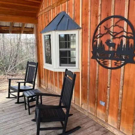 Welcome to Outlaw Acres at Hatfield McCoy. Mountain Home on 21 Acres