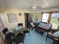 Our Happy Place -- Updated Beach Dreams Cottage